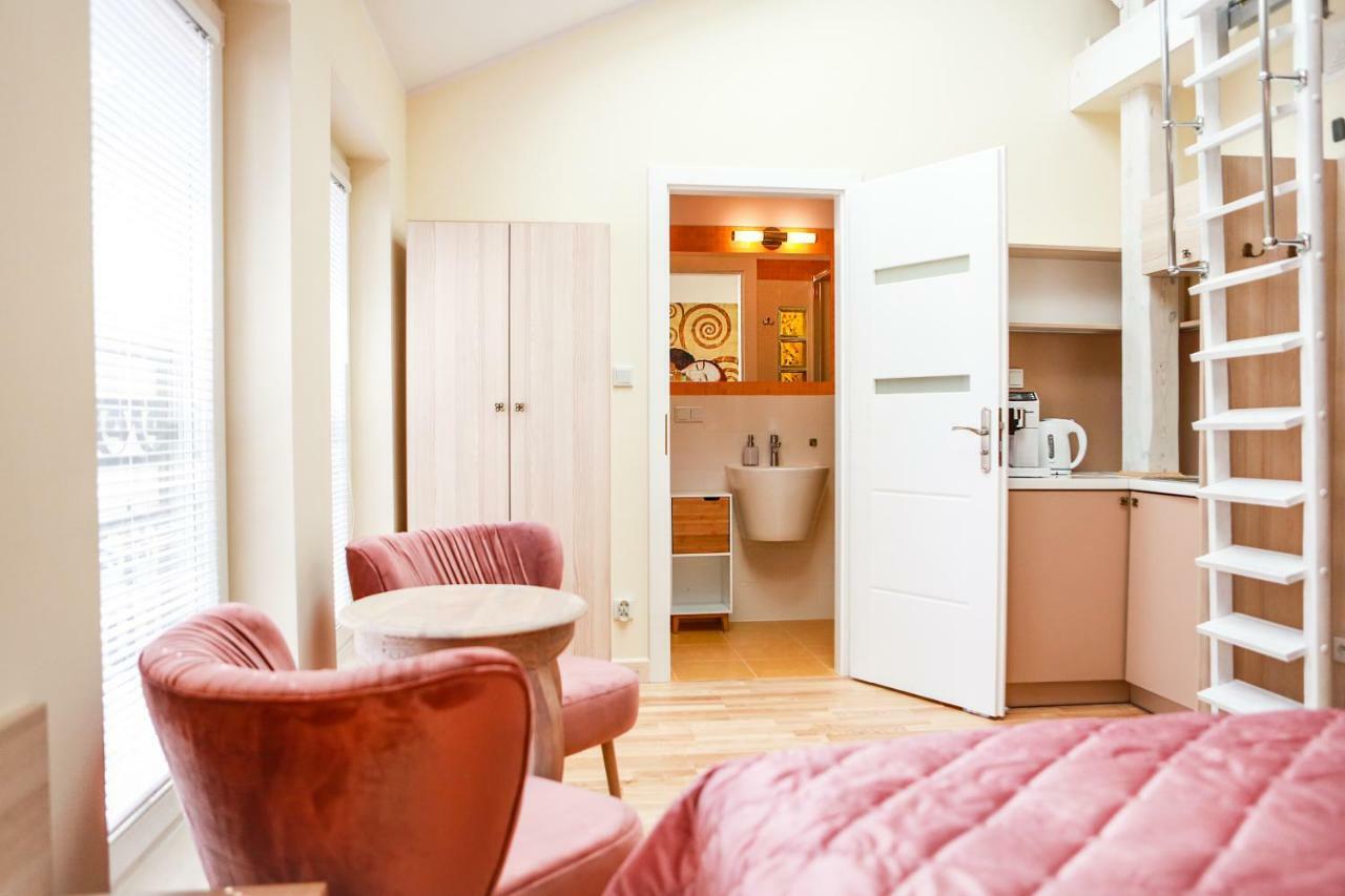 Sky&Light Apartments Krakow Bagian luar foto